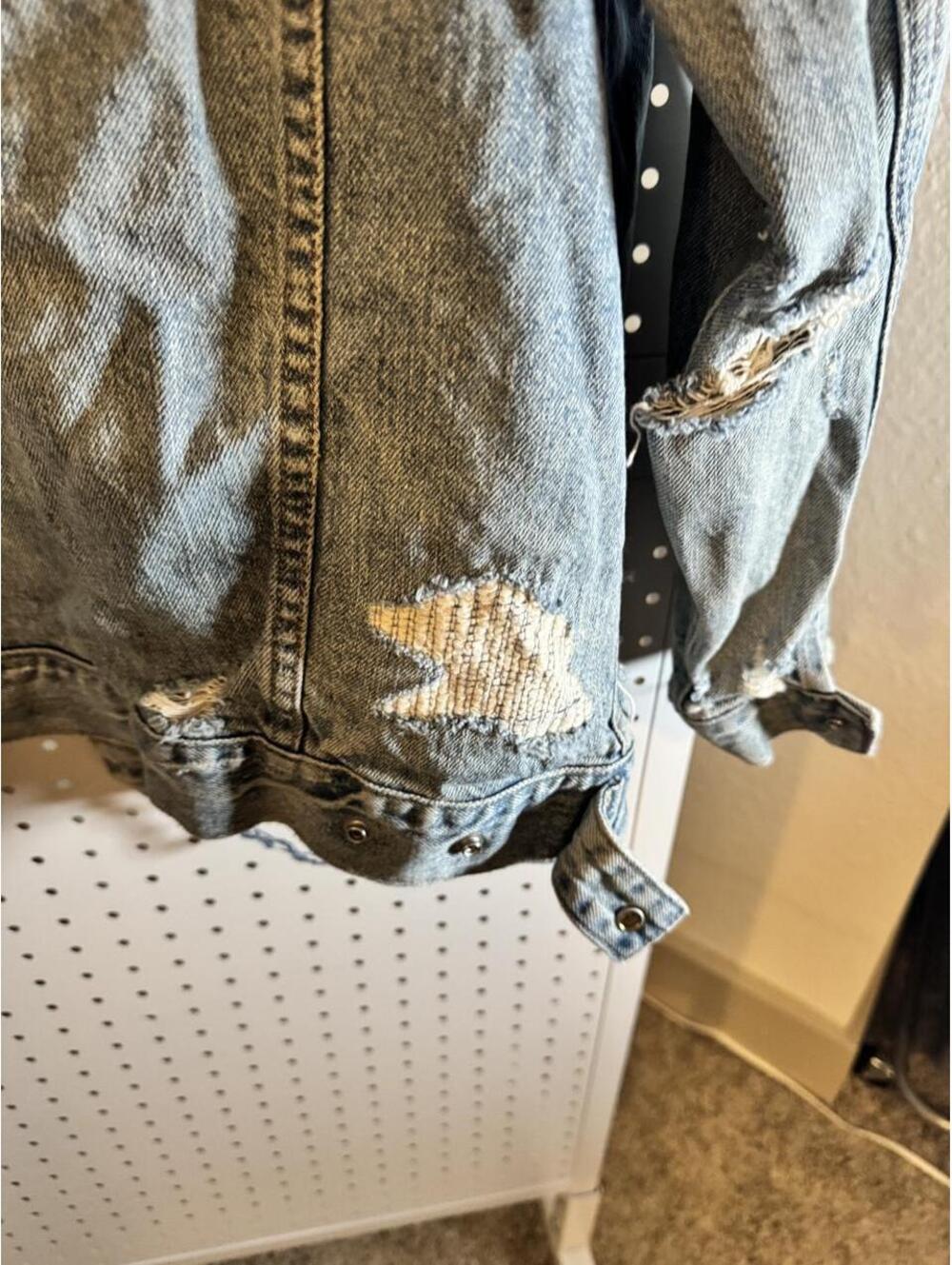 American Eagle Distressed Oversized Denim Jacket | Size Medium - Picture 6 of 7
